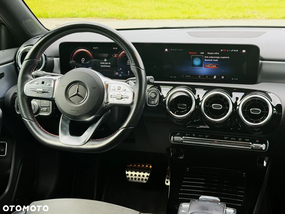 Mercedes-Benz Klasa A 180 d AMG Line 8G-DCT - 15