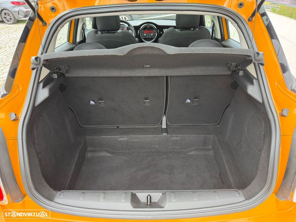 MINI 5 Portas One D - 12