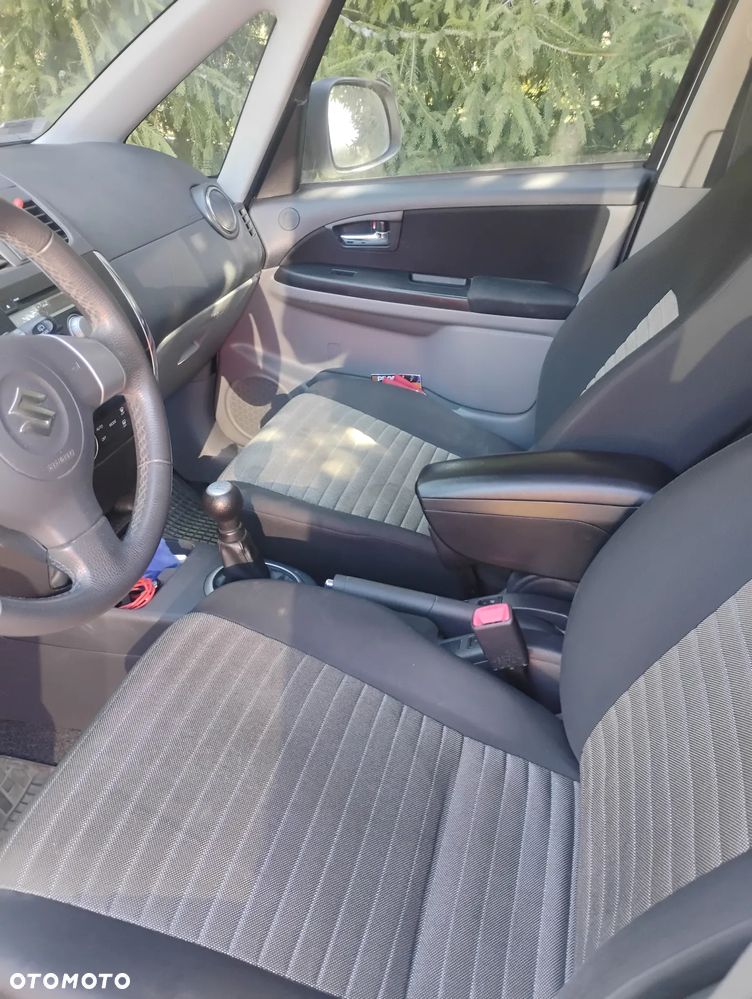 Suzuki SX4 - 12