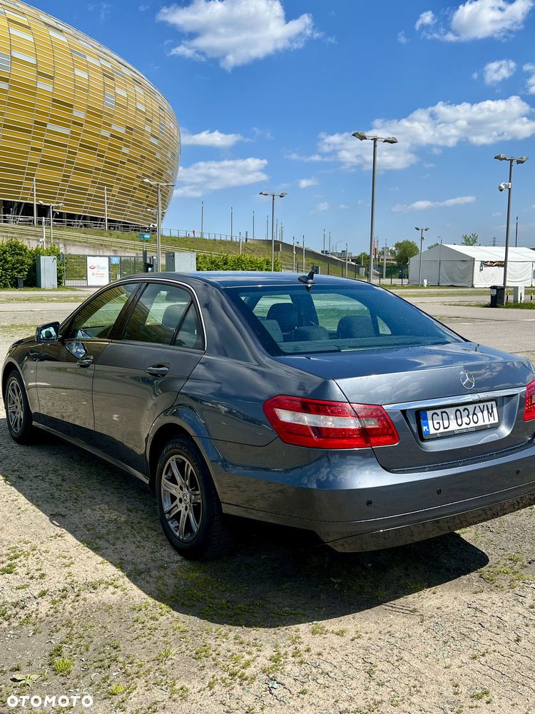 Mercedes-Benz Klasa E 200 CDI BlueEff Elegance - 12