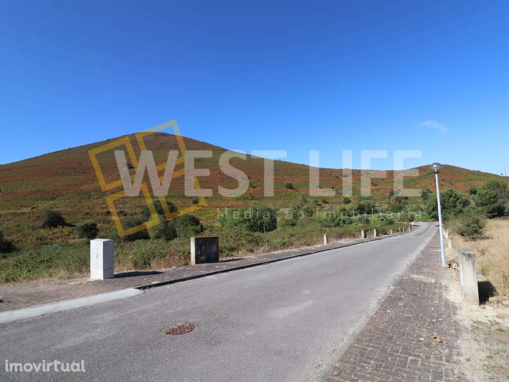 Investimento Seguro - Urbanização de Futuro - Lote com 540m2 em Val... - Grande imagem: 4/15