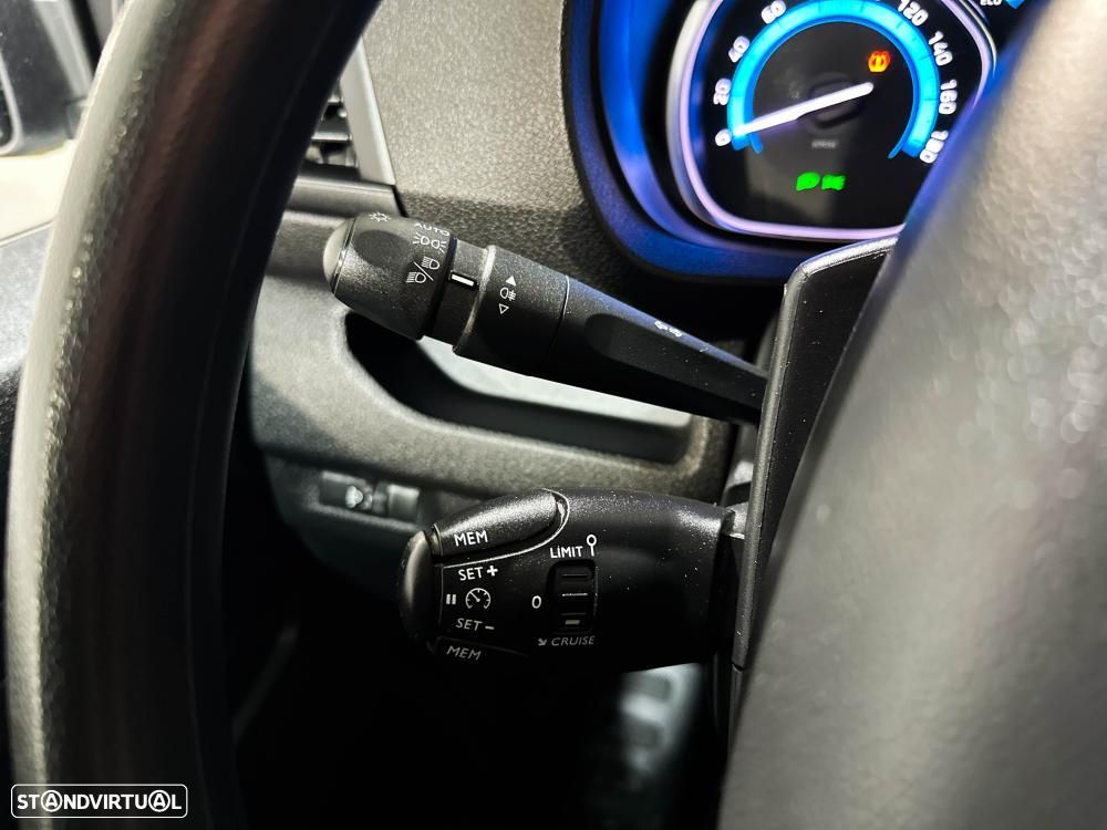 Toyota Proace Eletric 75kWh 136cv Business Line - 38