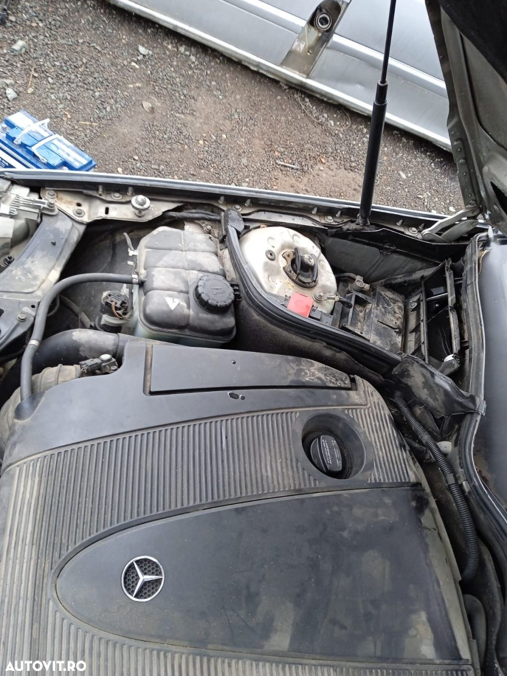 Dezmembrari  Mercedes-Benz C-CLASS (W203)  2000  > 2007 C 220 CDI (20 - 4