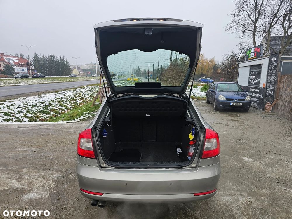 Skoda Octavia 1.8 TSI Ambition DSG - 21