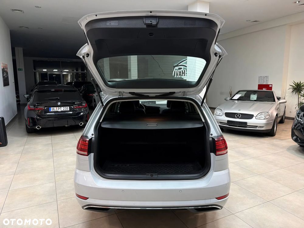 Volkswagen Golf 2.0 TSI OPF DSG R-Line - 40