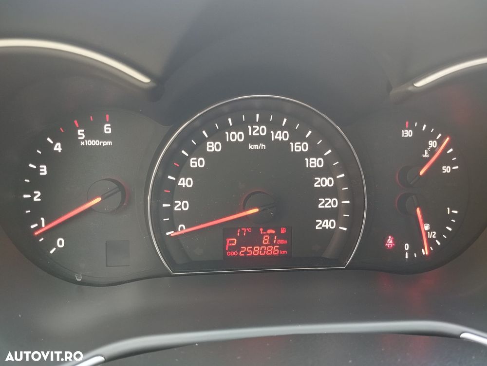 Kia Sorento 2.2 DSL EXECUTIVE AT 4x4 - 6