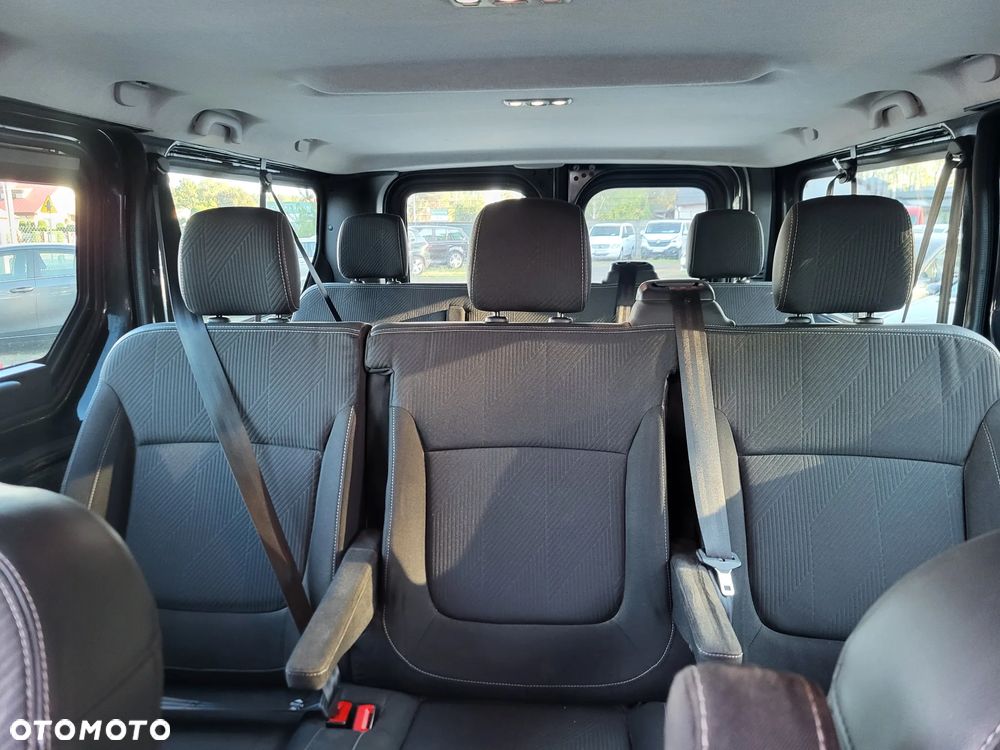 Renault Trafic SpaceClass 2.0 dCi - 12