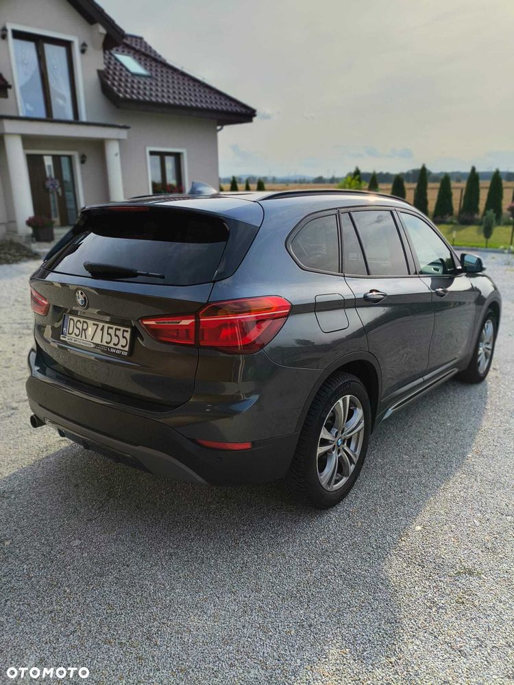 BMW X1 - 4
