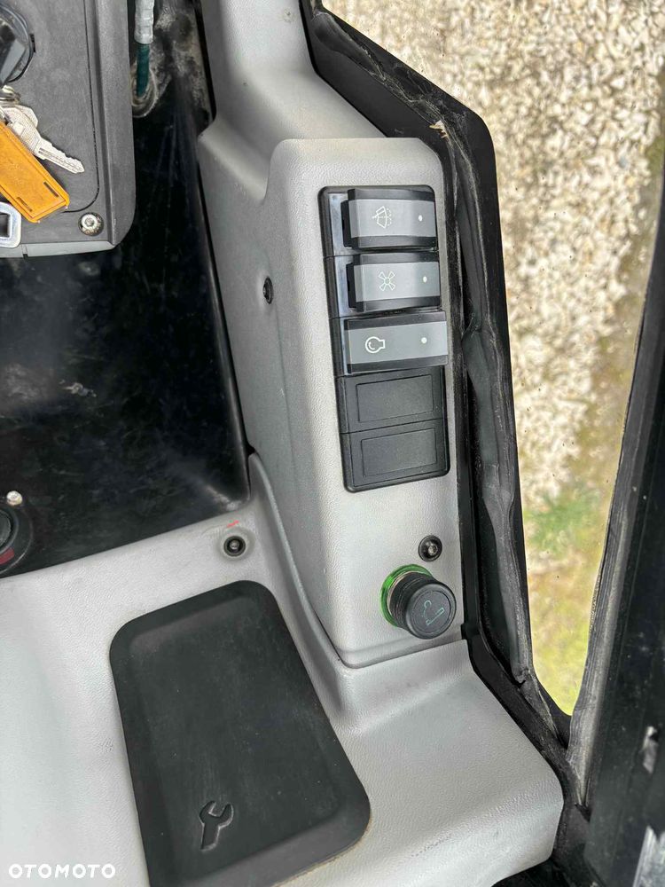 Caterpillar 301.7d - 11