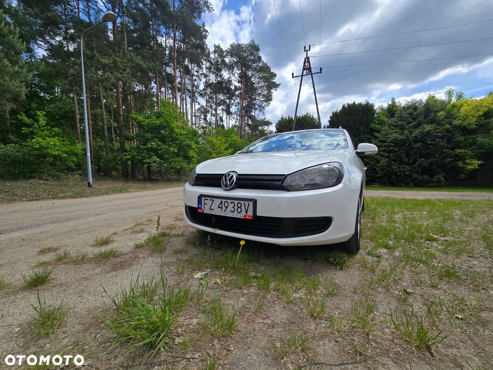 Volkswagen Golf 1.6 TDI DPF Highline - 22