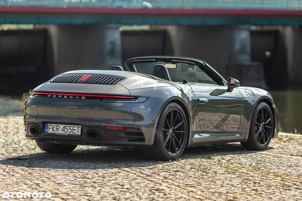 Porsche 911 Carrera S PDK - 9