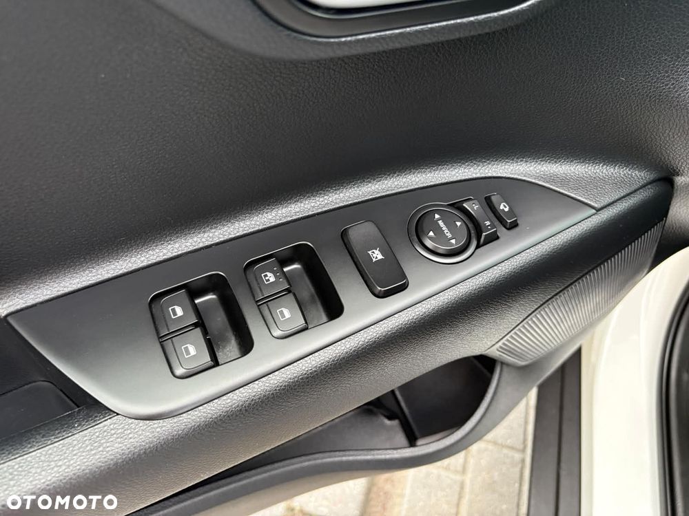 Kia Stonic - 23
