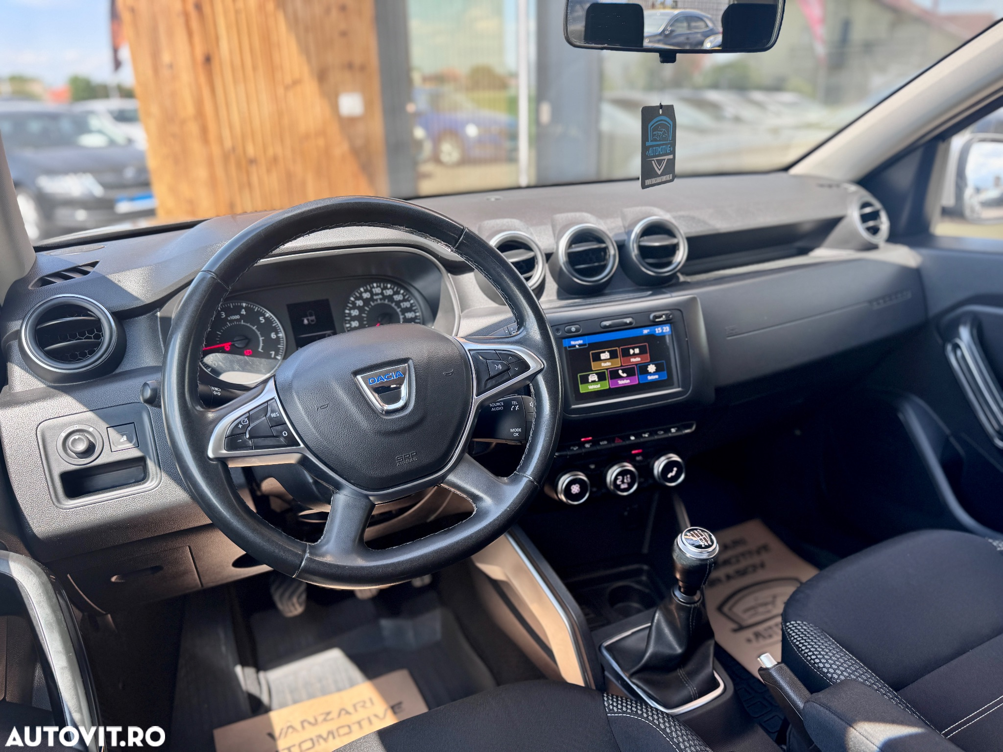 Dacia Duster 1.5 Blue dCi 4WD Prestige jante 17" - 7