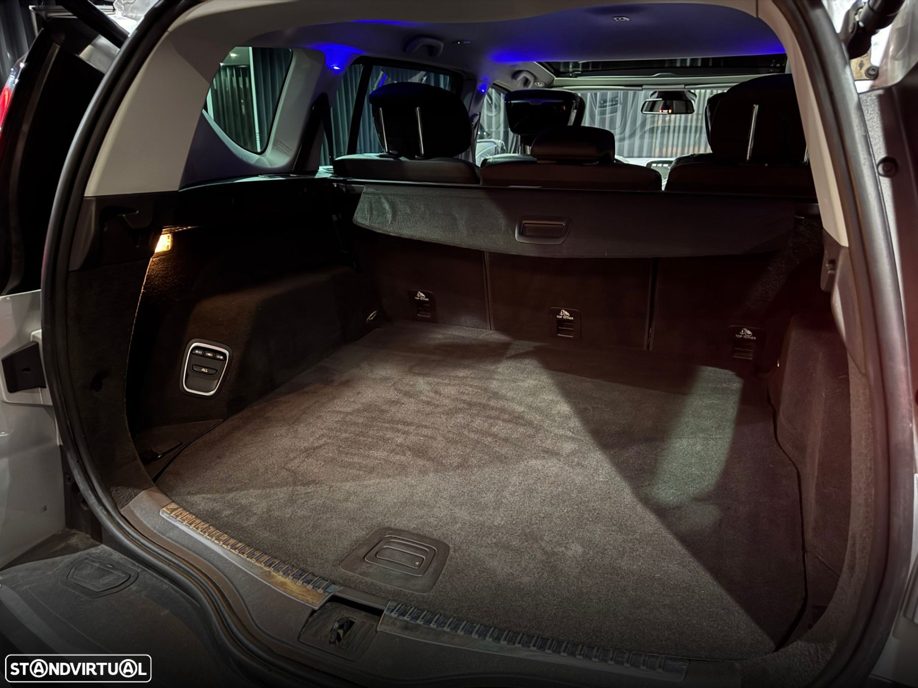 Renault Espace 1.6 dCi Initiale Paris EDC - 42