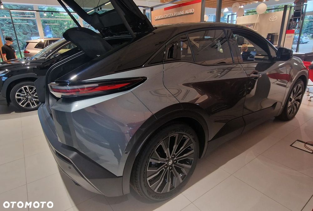 Toyota C-HR+ - 5