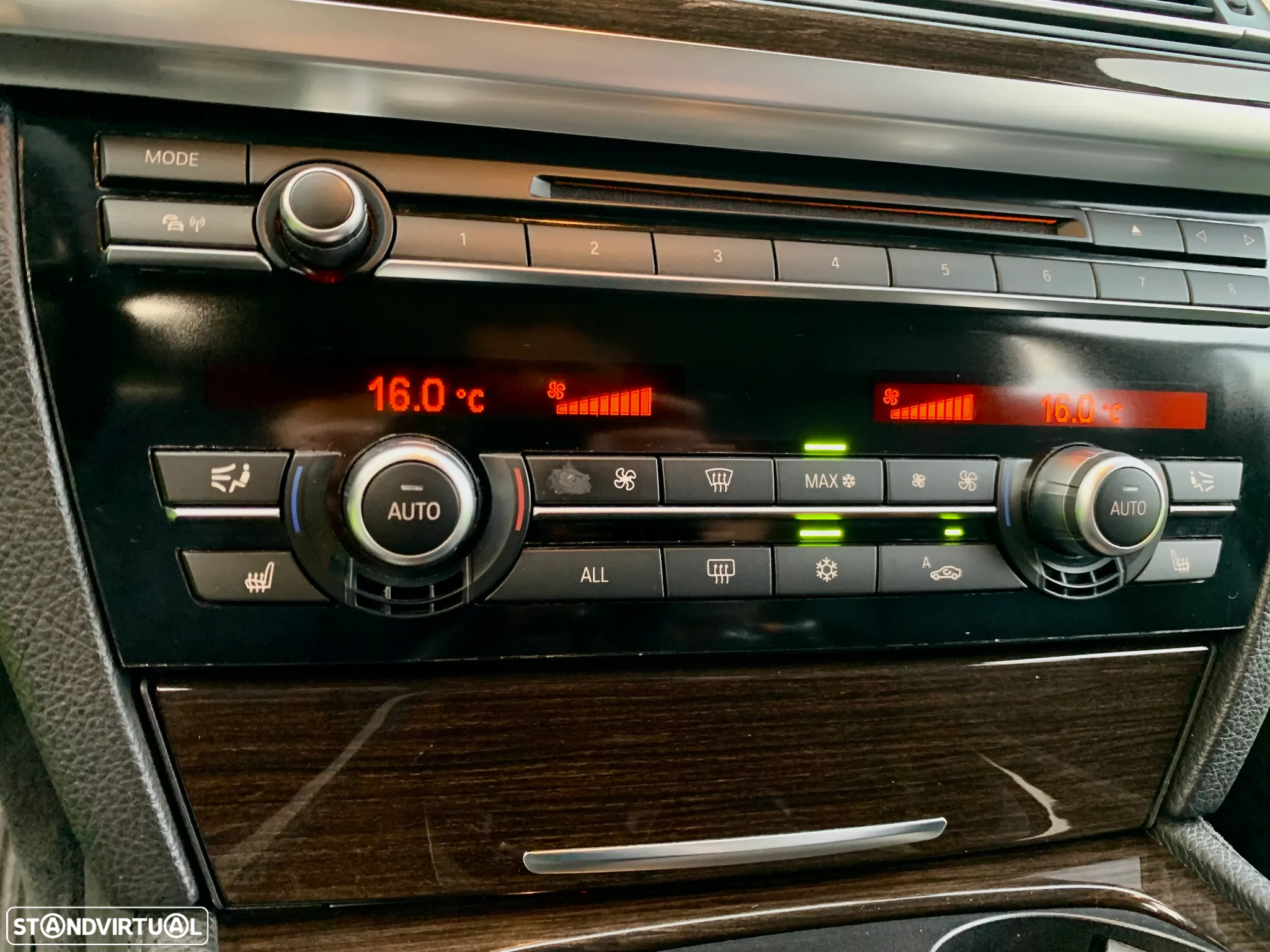 BMW 740 d Pack M - 42