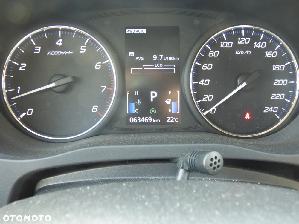 Mitsubishi Outlander - 21