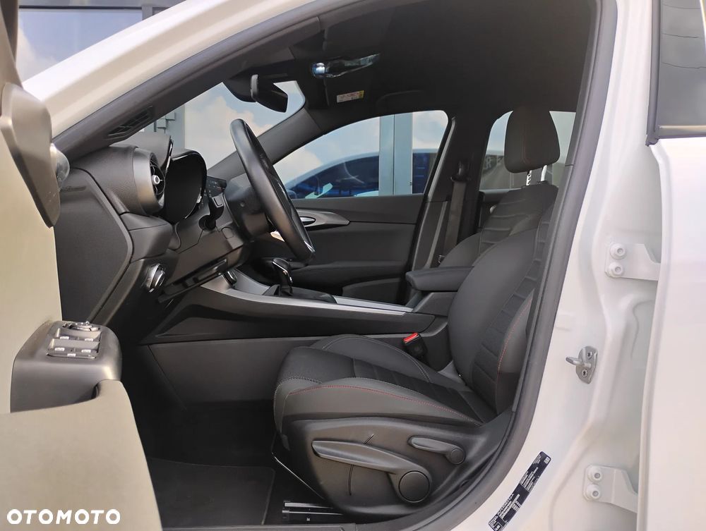 Alfa Romeo Tonale 1.6 JTD T4 Sprint DCT - 10