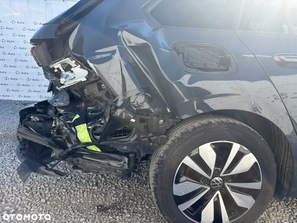 Volkswagen Golf Variant 2.0 TDI SCR DSG Move - 16