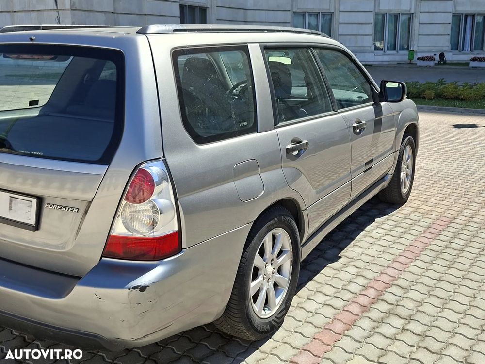 Subaru Forester 2.0 Base Aut - 4