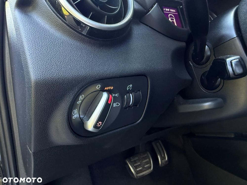 Audi A1 3-drzwiowe 1.6 TDI S tronic design - 34