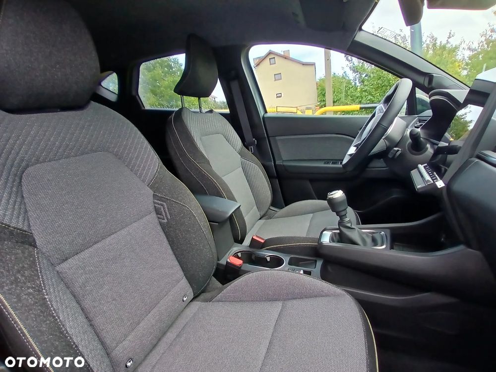 Renault Captur - 15