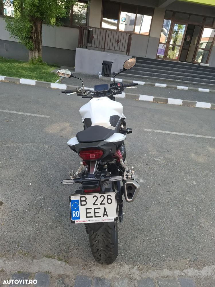 Honda CB 750 Hornet - 4