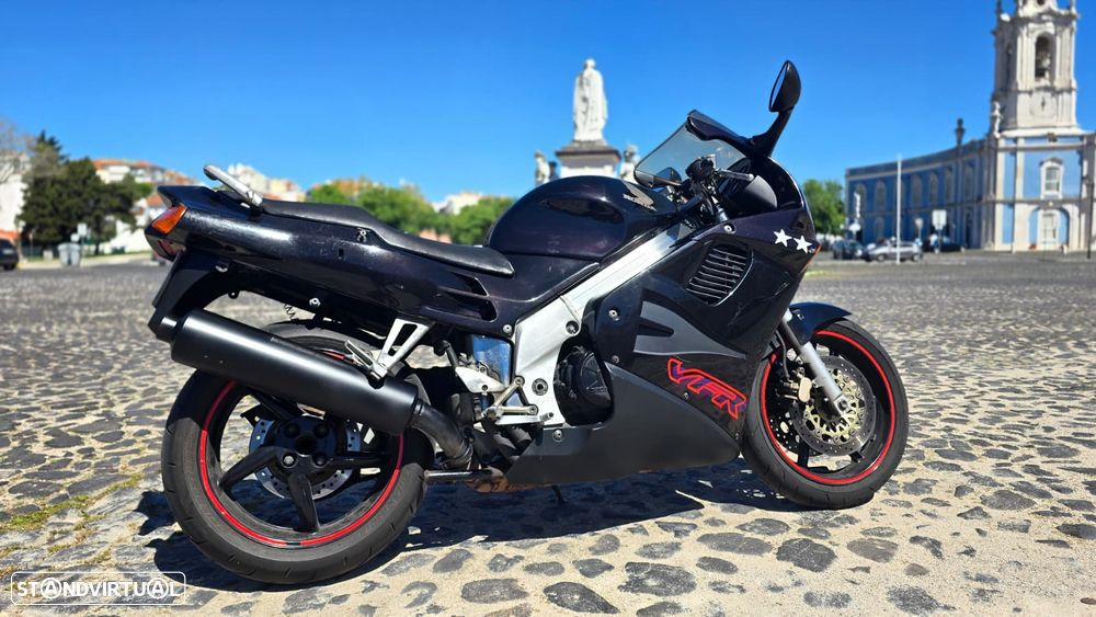 Honda VFR rc36 - 9