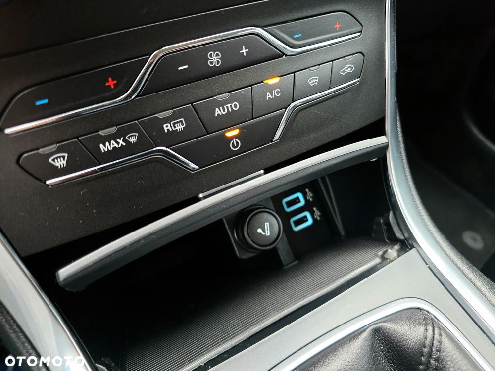 Ford S-Max - 20