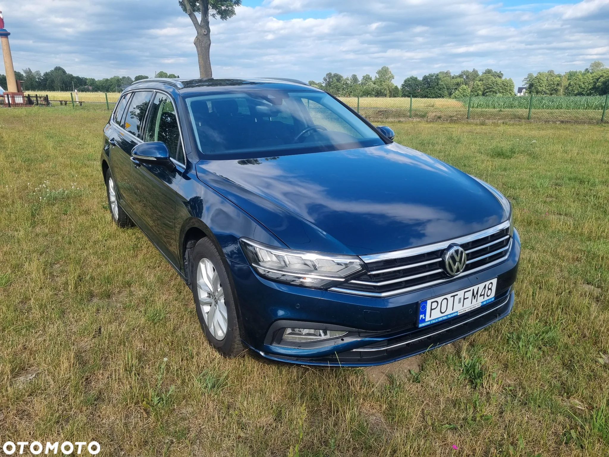 Volkswagen Passat Variant 2.0 TDI DSG (BlueMotion Technology) Trendline - 4