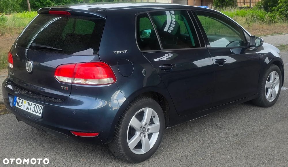 Volkswagen Golf 1.6 TDI DPF Team - 4