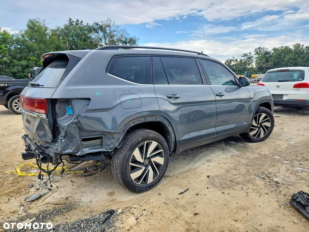 Volkswagen Atlas - 4