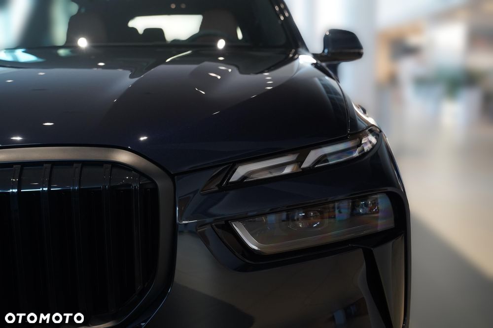 BMW X7 - 13