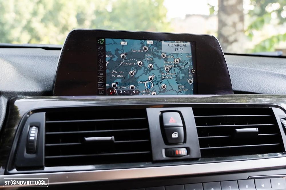 BMW 320 d xDrive Line Luxury - 13