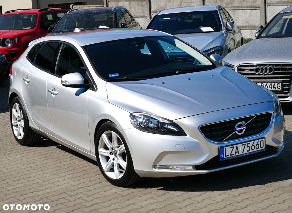 Volvo V40 D2 Powershift Momentum - 6