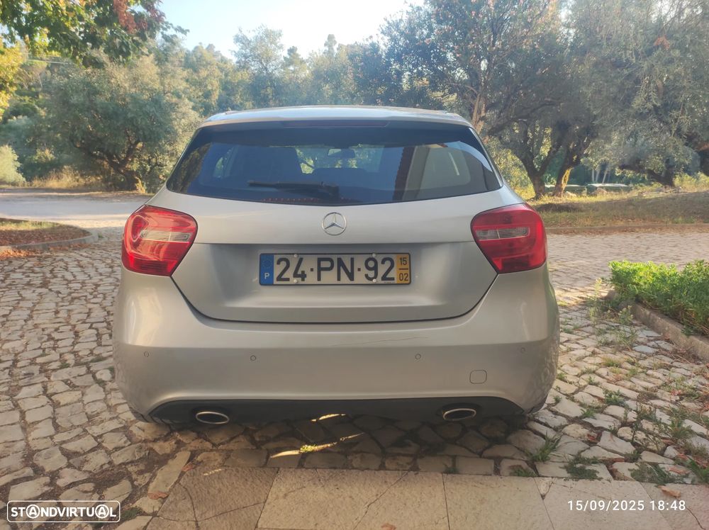 Mercedes-Benz CLA 180 d Shooting Brake Urban - 11