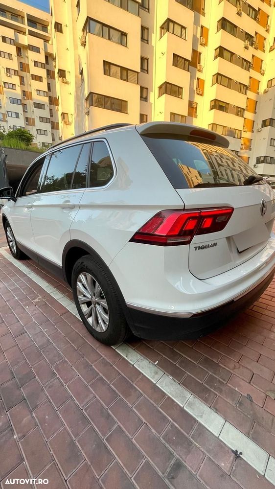 Volkswagen Tiguan 2.0 TDI 4Mot DSG Comfortline - 4