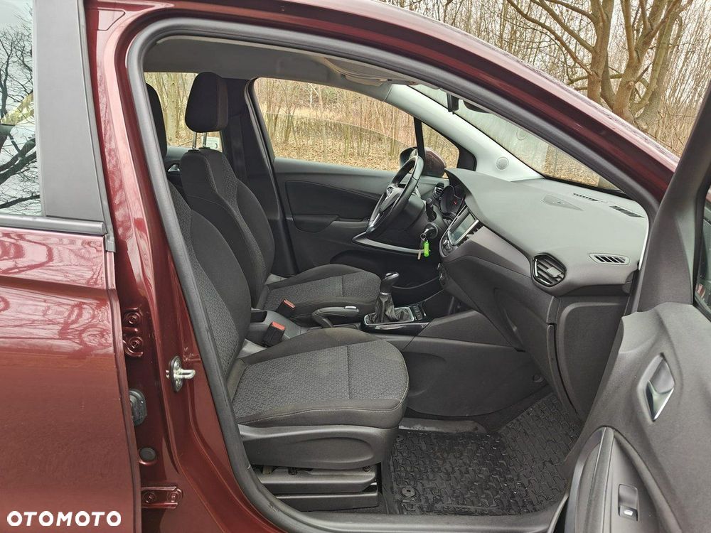 Opel Crossland X - 14