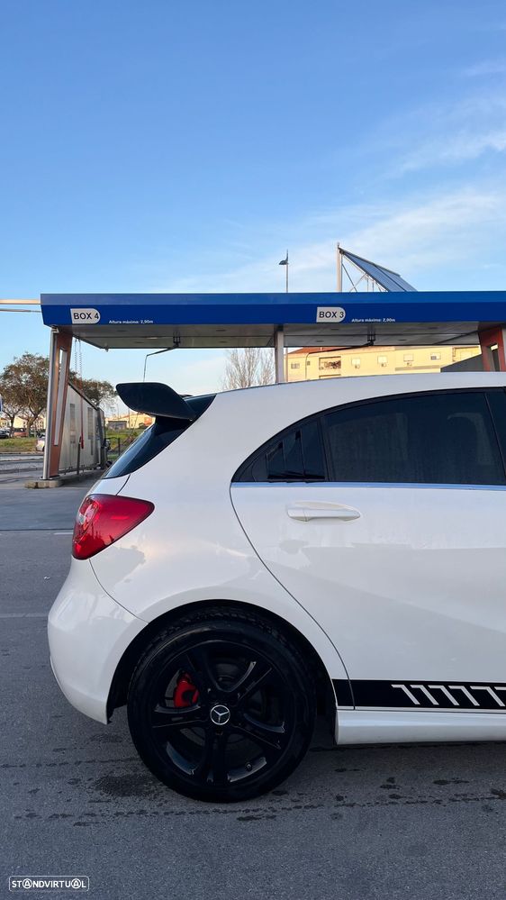 Mercedes-Benz A 180 CDI BE AMG Line - 4