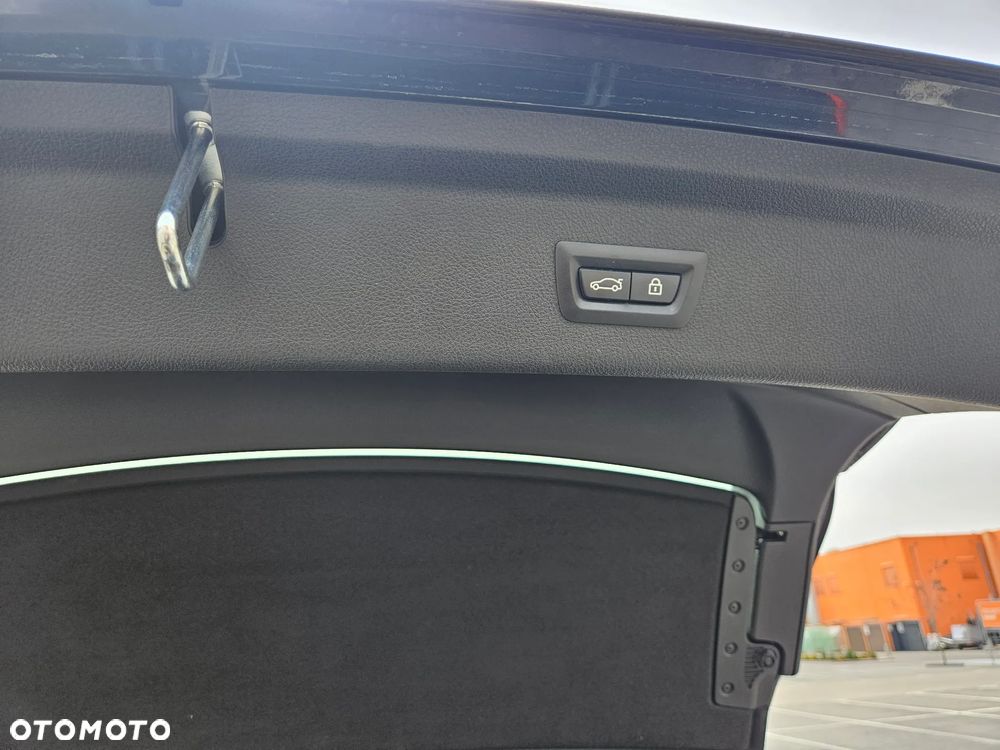 BMW 3GT 320d xDrive - 12