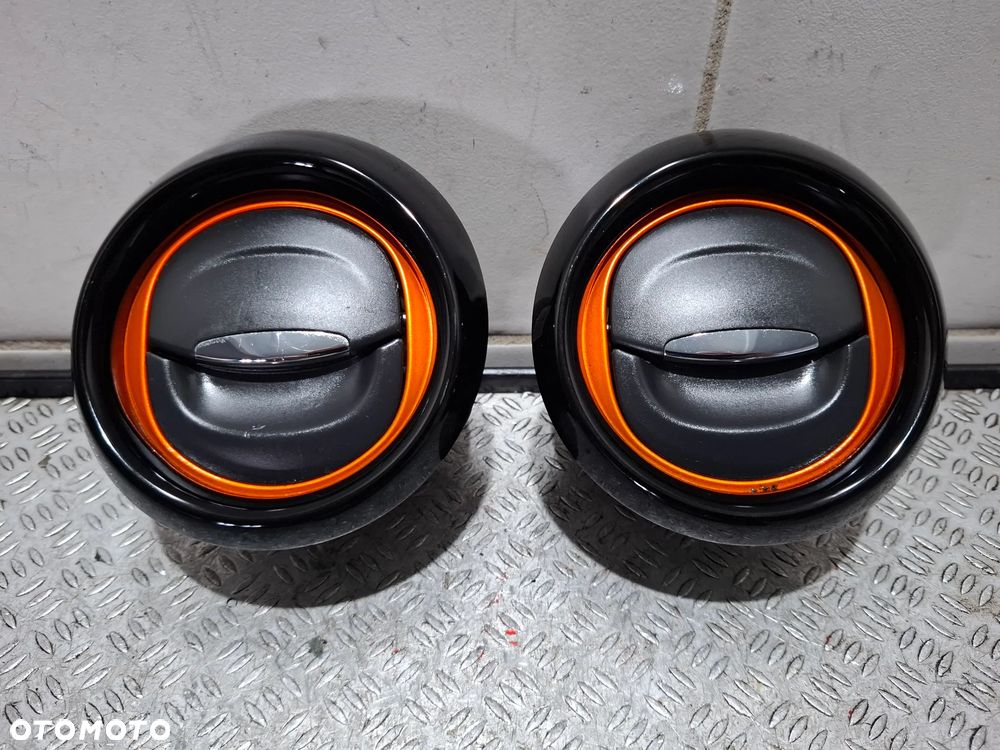 Kratki nawiewu konsoli Renault Captur 2015 rok - 1