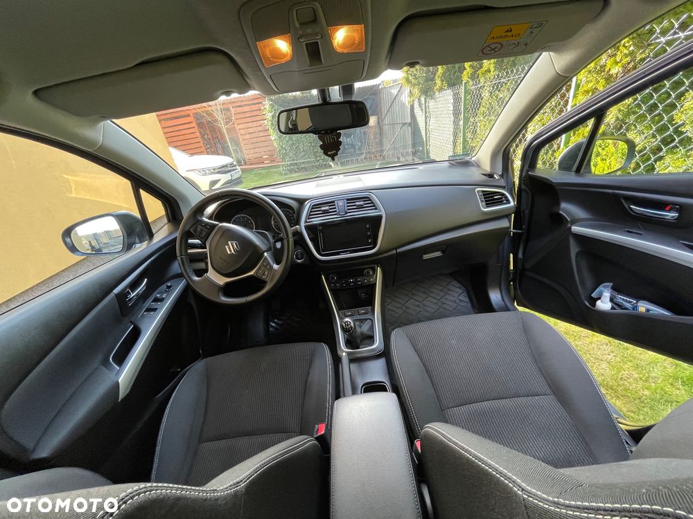 Suzuki SX4 S-Cross 1.0 T Premium - 12