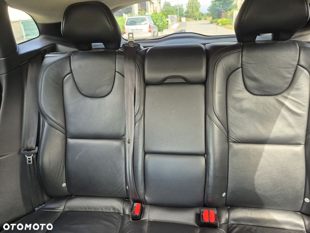 Volvo V40 D2 You - 23