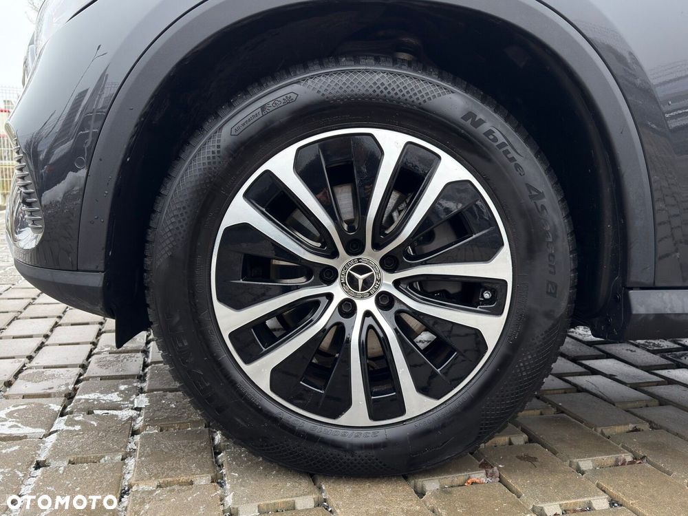 Mercedes-Benz GLC - 10