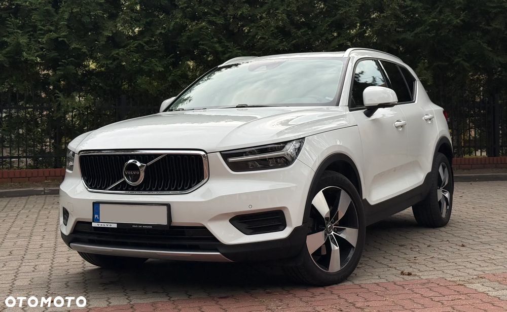 Volvo XC 40 T4 AWD Momentum - 2