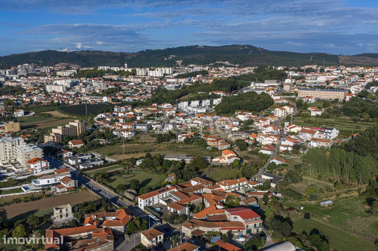 Andar Moradia T3 Remodelado em Fânzeres - Grande imagem: 3/28