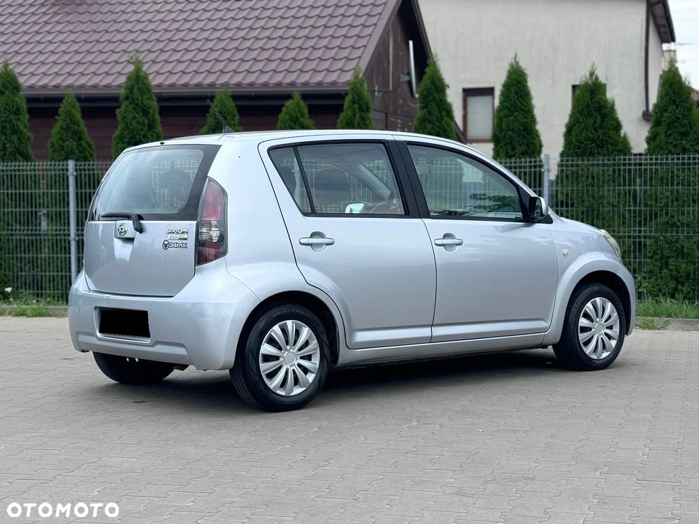 Daihatsu Sirion 1.3 CooLine - 9