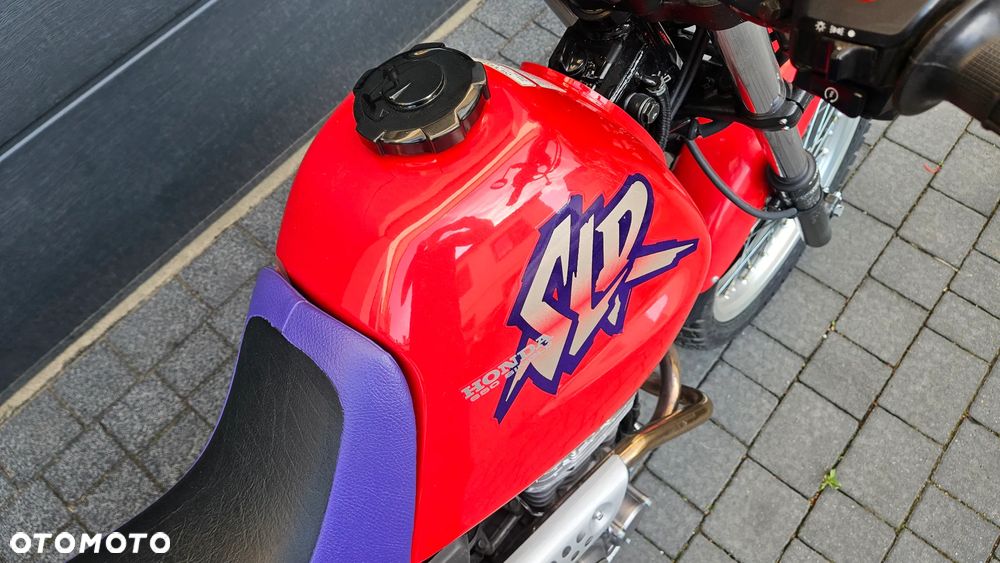 Honda NX - 30