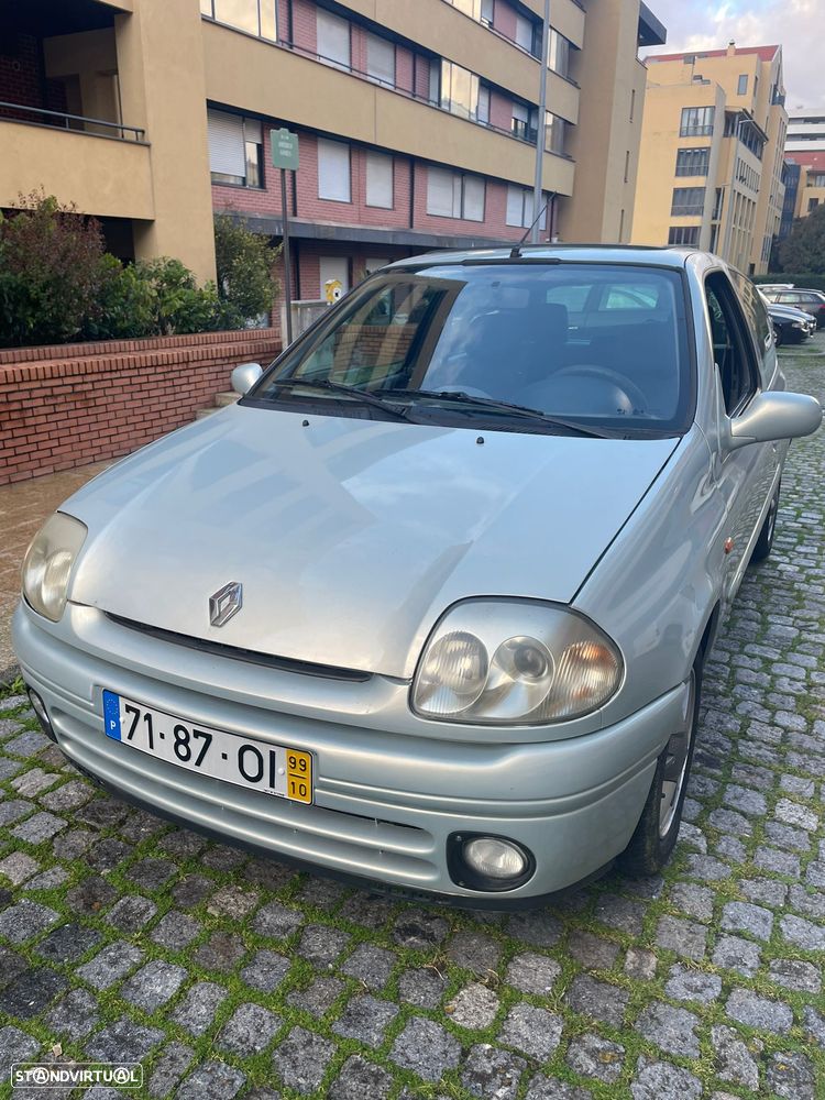 Renault Clio 1.6 Si - 1