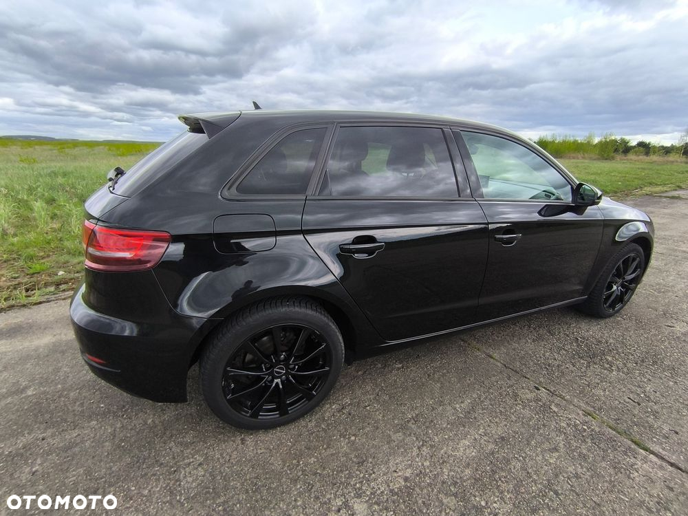 Audi A3 1.6 TDI S tronic - 19